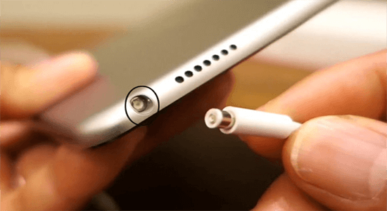  iPad Preso Em Auscultadores Modo